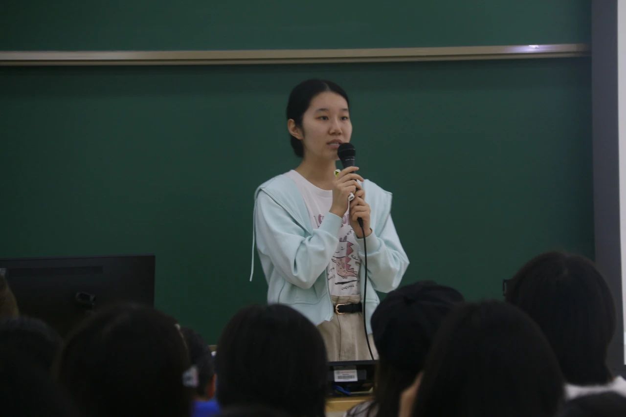 C807